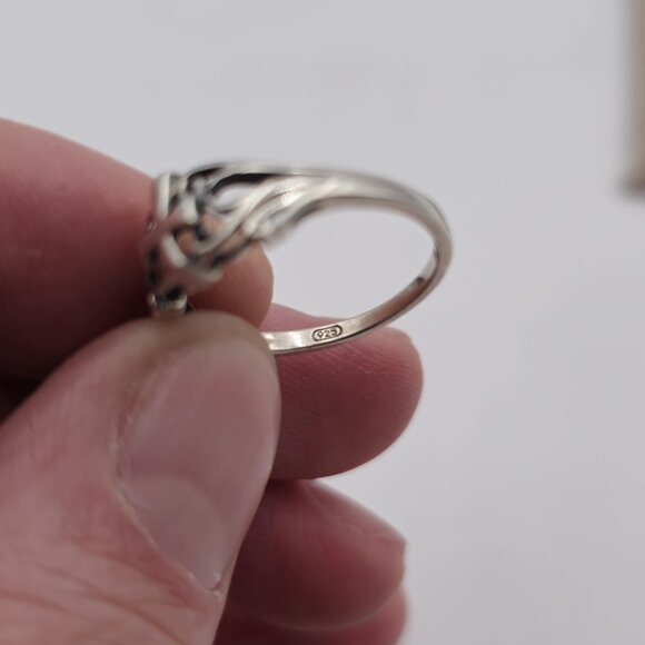 Size 7 Sterling Silver Fancy Design Cross Ring A2471 - Picture 4 of 7